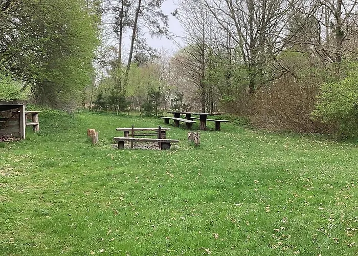 6 Person In Hovborg-by Traum * Hovborg