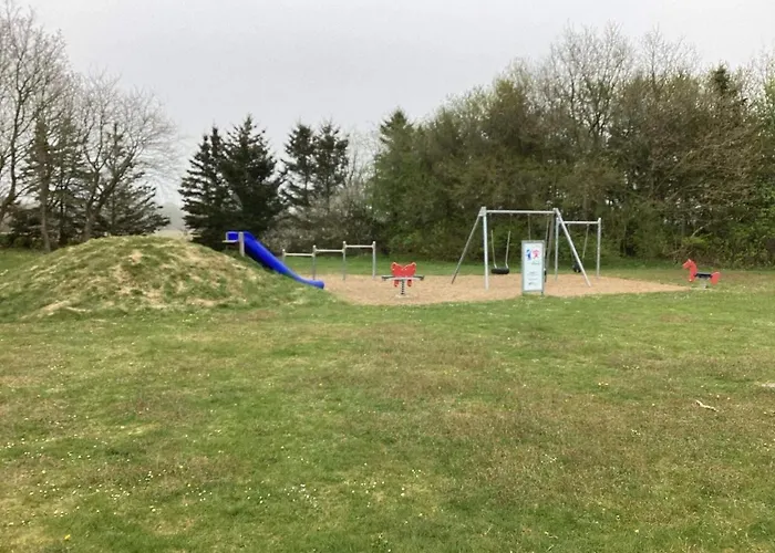 6 Person In Hovborg-by Traum * Hovborg